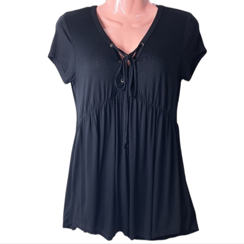 Epsilon Women's Black Peplum Top Size M
